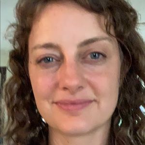 Meet your Posher, Abby